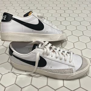 Women’s Nike Blazer Low 77’